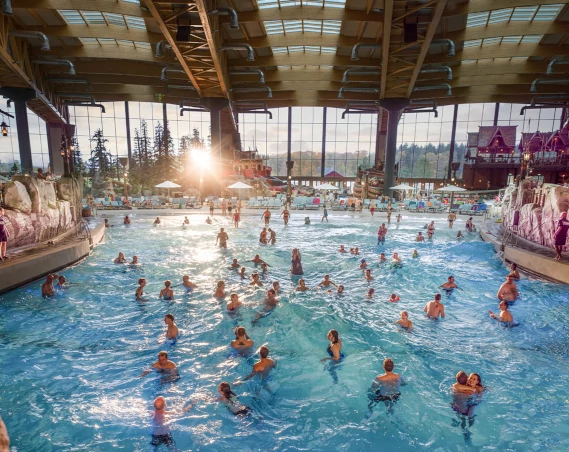 Europa-Park Rulantica Subtropisch zwembad bij pretpark Europapark